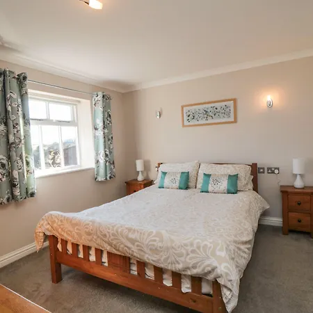 Freeborough Tatil Evi